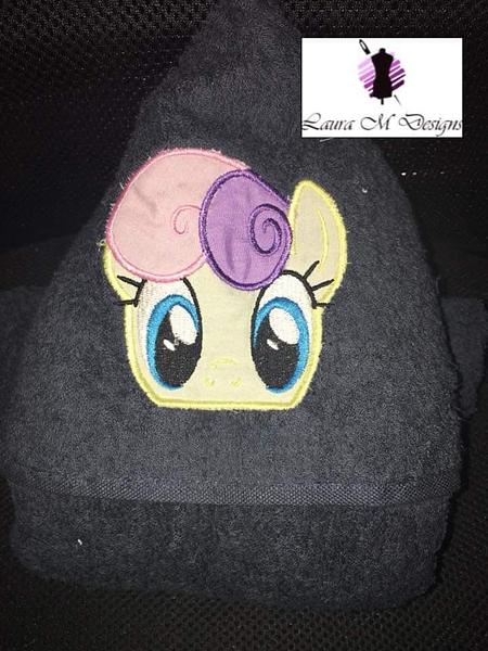 Sugar pony hooded towel